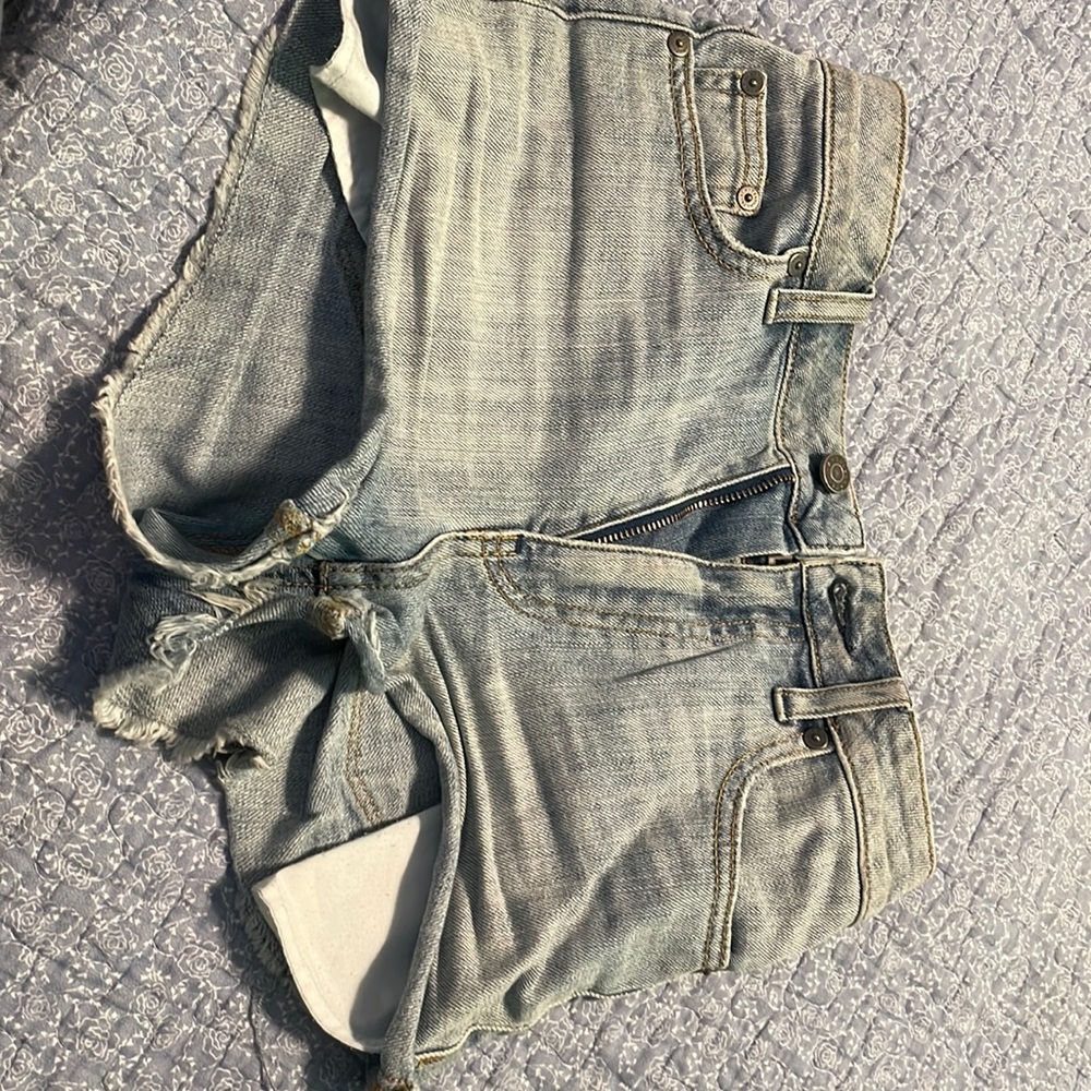 Jean short shorts